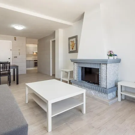 Cosy 2-bed Sleeps 6 Дения