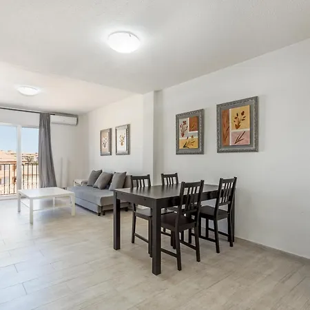 Cosy 2-bed Sleeps 6