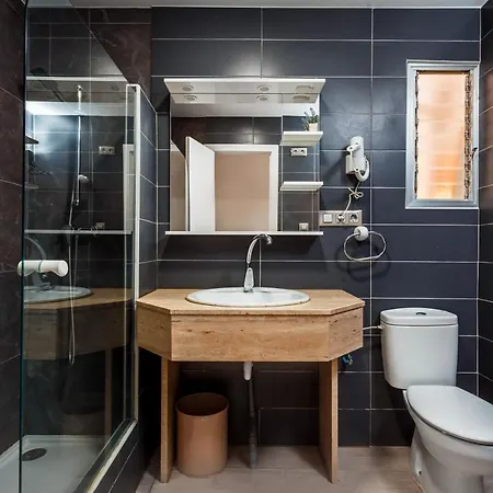 Cosy 2-bed Sleeps 6 Дения